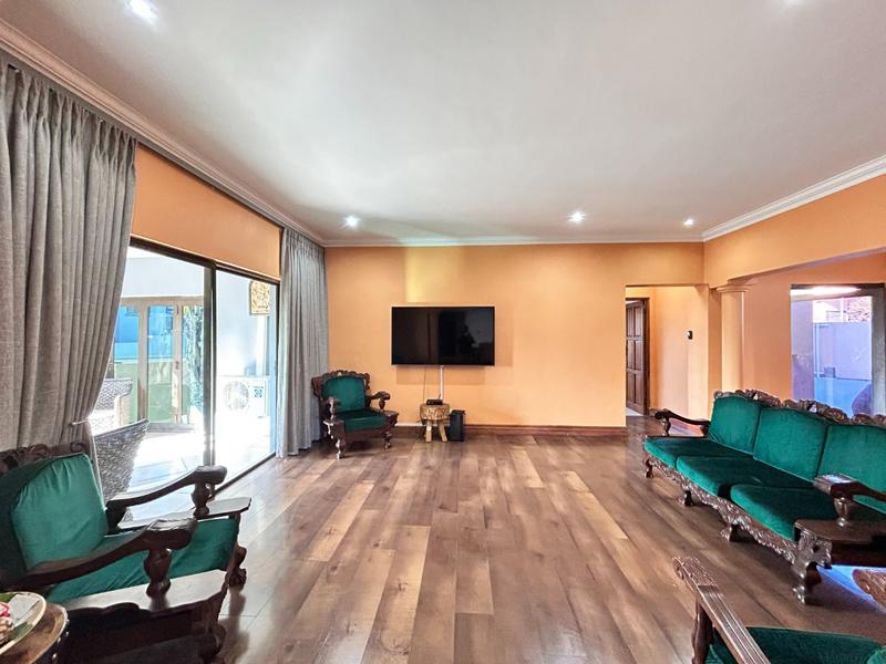 To Let 4 Bedroom Property for Rent in Xanadu North West